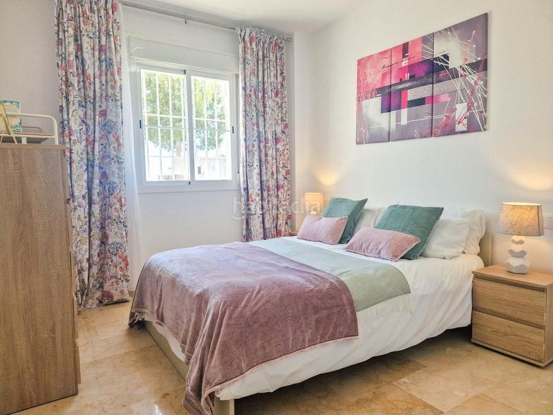 Foto 8c9d0ee4-ed7c-4f3e-8e70-e258bd170564. Piso lovely 3-bedroom, 2-bathroom ground-floor apartment in la duquesa en Manilva