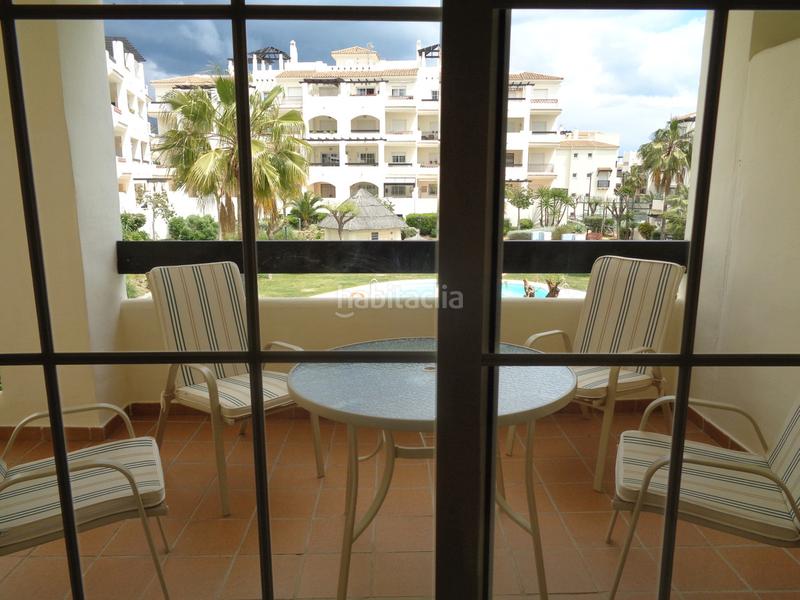 Foto dd6e91b4-a9e8-469c-84f5-a7c520d197b3. Apartamento modern 2-bedroom apartment in prime la duquesa location en Manilva