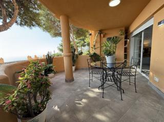 Piso en Calahonda. Magnificent apartment in calahonda