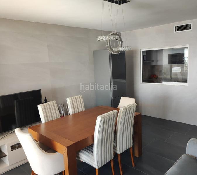 Foto 217a5b95-5ccc-4595-91a5-8bd4ab84695a. Piso spectacular beachfront apartment in carvajal, fuengirola – a true gem! en Benalmádena