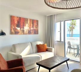 Piso en El Faro de Calaburra - Chaparral. Newly renovated first floor apartment with sea views, just 2 min