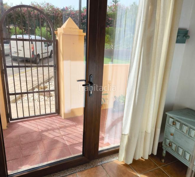 Foto 03678c60-c6c8-45e4-ab8f-3b0477d57b2f. Etagenwohnung mit kamin pool in bahía de Casares Casares