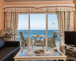 Piso en Calahonda. Beach apartment with stunning sea views in calahonda