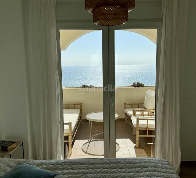 Foto 7fb1f602-c228-40ee-9cd1-a1b604ca73c0. Piso beachfront apartment with breathtaking sea views in carvajal en Fuengirola