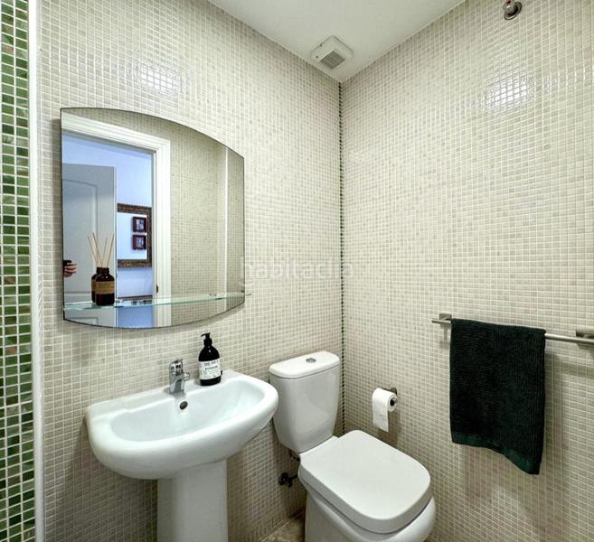 Foto 8328993f-199f-45a0-bc42-1720534b7cee. Piso beachfront apartment with breathtaking sea views in carvajal en Fuengirola