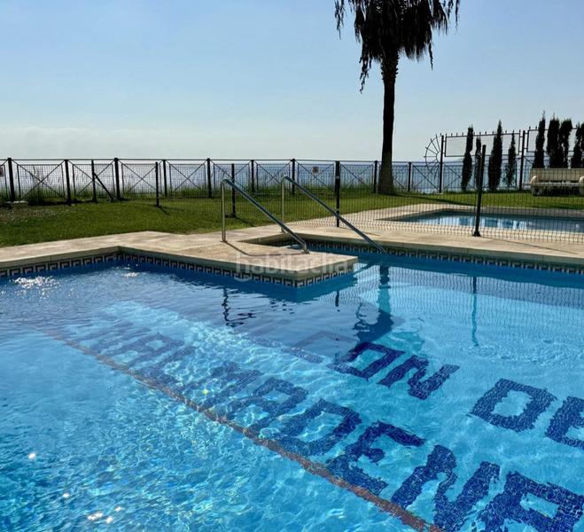 Foto d0a9f4bb-41eb-4f2d-94f9-8fcfb84f3845. Piso beachfront apartment with breathtaking sea views in carvajal en Fuengirola