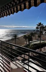 Pis a Playa Bajadilla - Puertos. Charming beachfront apartment for sale in the heart of marbella