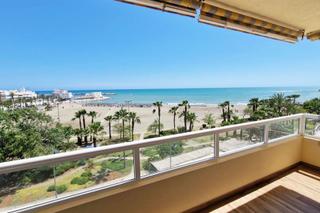 Pis a Puerto Marina. Beachfront apartment for sale in benalmádena costa – just 20 met