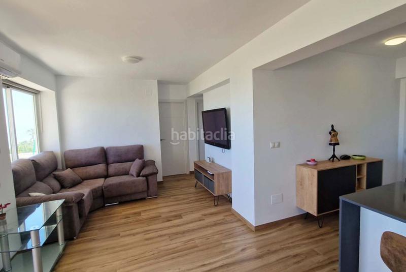 Foto 2aab3245-da85-4b29-8cb8-afaf58e05696. Etagenwohnung mit kamin in Puerto Marina Benalmádena