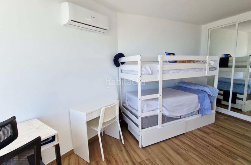 Foto 6418df14-4b76-4b13-affa-fa44c925140a. Etagenwohnung mit kamin in Puerto Marina Benalmádena