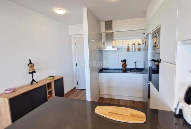 Foto be724782-476e-4b66-a22e-44188d51854e. Etagenwohnung mit kamin in Puerto Marina Benalmádena