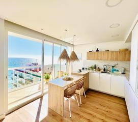 Piso en Arrabal finca capricho 1a. Frontline apartment with amazing 360° sea views in calahonda