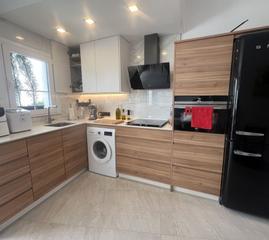 Pis a Puerto de cabopino 1. Great opportunity to live frontline to marbella’s best beaches i