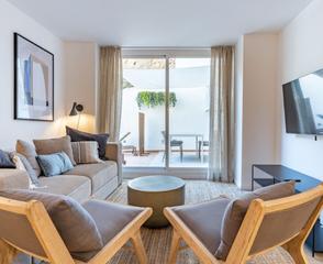 Pis a El Bajondillo. Stunning beachfront apartment in torremolinos