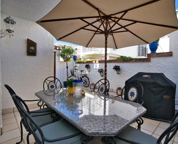 Foto a7c0c0e7-6779-479b-80cf-50c0f28045f1. Pis amb xemeneia a Zona de Punta Plata Estepona