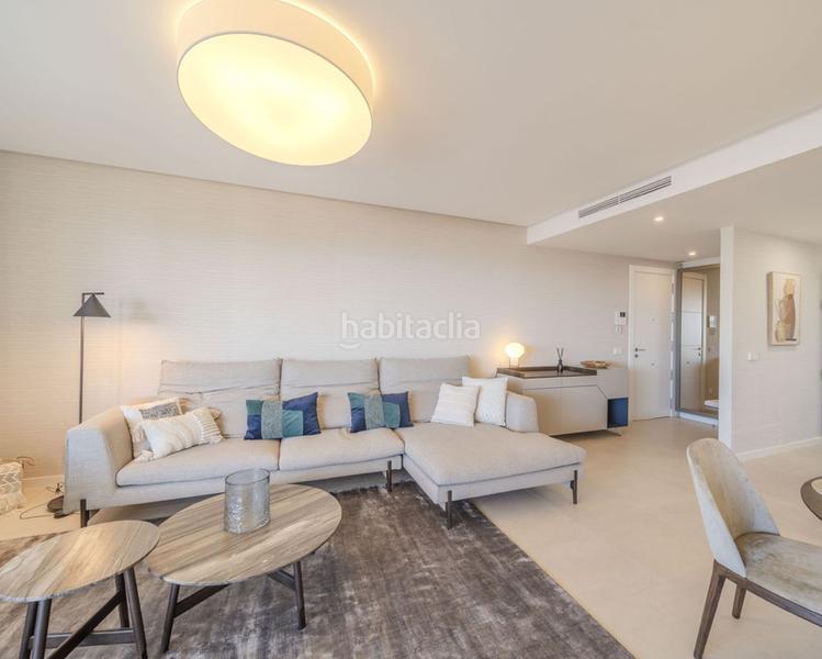 Foto 9dbae538-e9af-4e2a-badf-2e16c41f9491. Piso discover your dream apartment by the sea in carvajal en Fuengirola