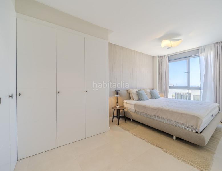 Foto e1ff8077-88ef-48db-a782-bace8056b79f. Piso discover your dream apartment by the sea in carvajal en Fuengirola