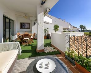 Piso en Nueva Alcántara. Exceptional beachfront duplex – a rare gem by the sea