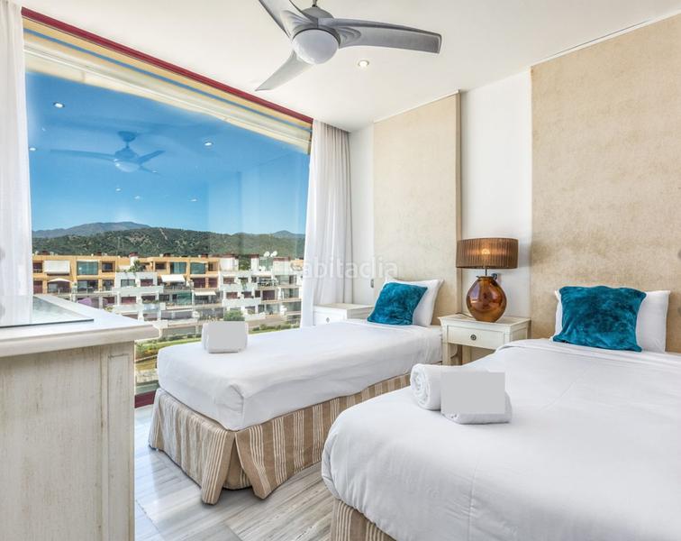 Foto b57f8d45-eee9-4f49-844c-7710fdea92ed. Flat with fireplace parking pool in Benahavís pueblo Benahavís