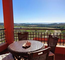 Piso en Mijas Golf. Beautiful one bedroom apartment with fantastic panoramic sea and