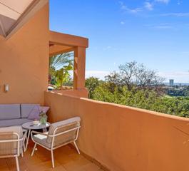 Pis a Santa María. Stunning apartment with golf views at santa maría golf, elviria