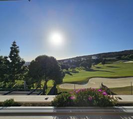Piso en Casares Golf - Casares del Sol. Stunning 4-bedroom golf front apartment with breathtaking views
