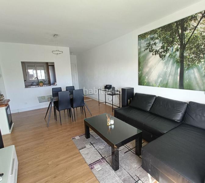 Foto d4bb0408-0e2b-40d9-9014-bd553072e74e. Piso charming penthouse apartment with panoramic views en Estepona