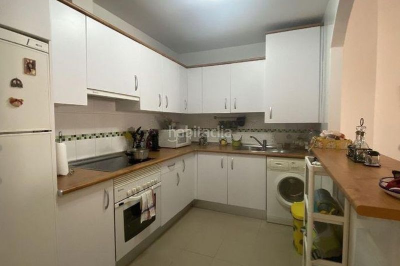 Foto df3d80cb-5e6e-455e-be6a-2b0739dfbf2d. Pis amb xemeneia aparcament piscina a Riviera del Sol Mijas