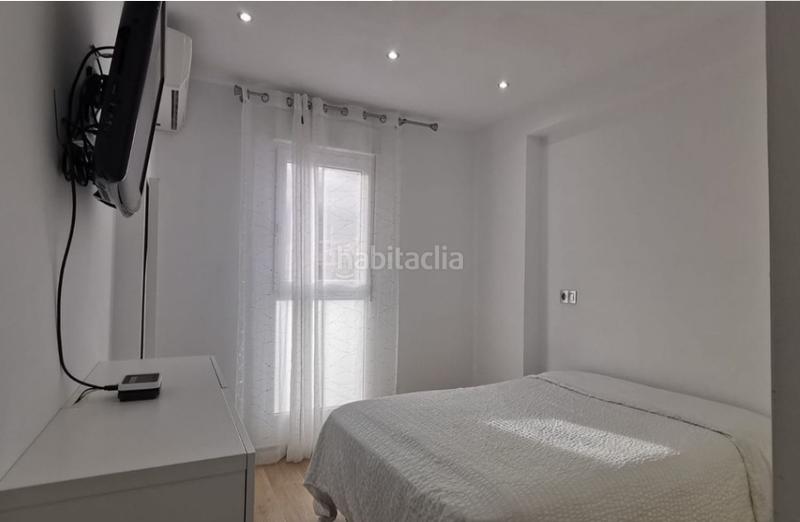 Foto 32c3dfab-f23f-4015-9ef2-243d2051338b. Appartamento con camino in Arroyo de la Miel Benalmádena