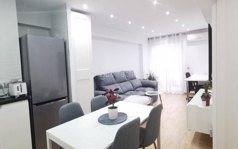 Foto c12a7a7e-e565-4448-a9ec-5d75e0ea4a16. Appartamento con camino in Arroyo de la Miel Benalmádena