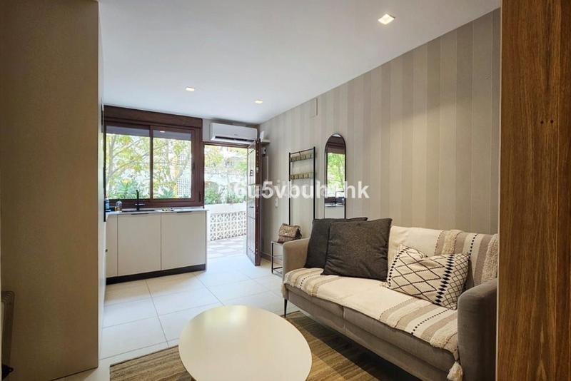 Foto 1fbf08b9-ca08-47c0-8078-1f92ad1b4069. Piso charming studio flat in the heart of ’s old town en Marbella