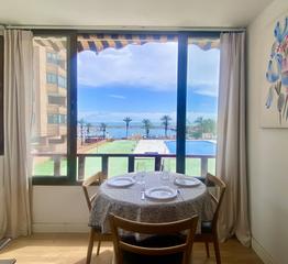 Piso en Puerto Deportivo. Charming apartment steps from the beach and port of fuengirola