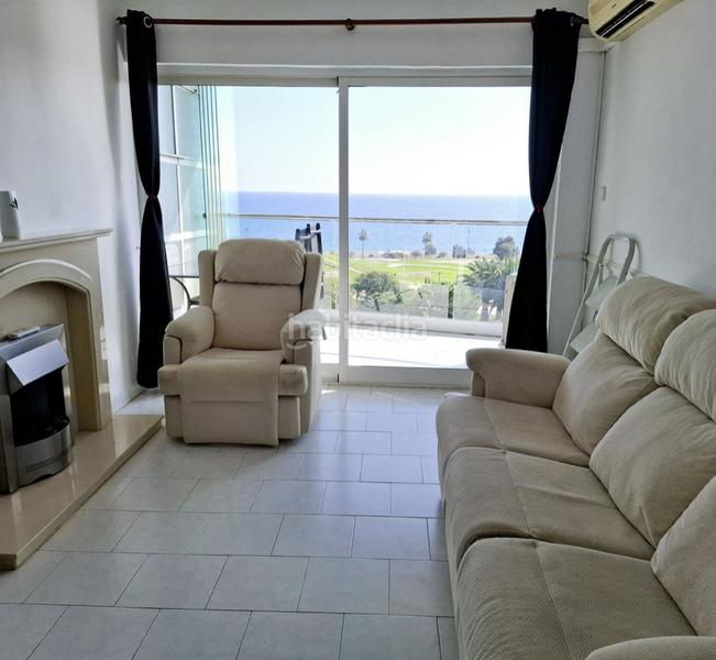 Foto 4bd9bcc2-7b11-4e64-a620-c9c52c2ded83. Piso exceptional 2-bedroom apartment with breathtaking sea views in en Fuengirola