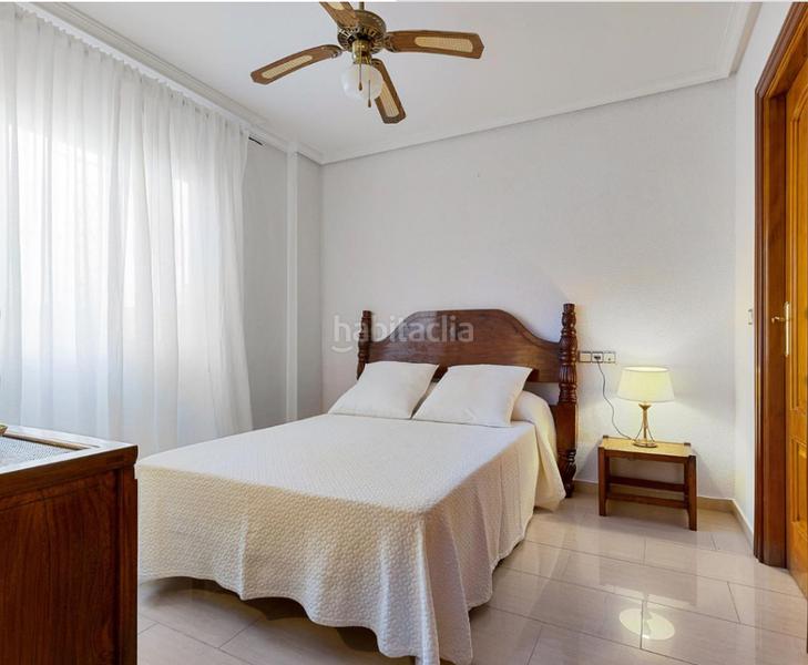 Foto 5e772b8a-e13a-42bf-bec0-b04385aa04b9. Appartamento con camino in Las Gaviotas - Carvajal Fuengirola