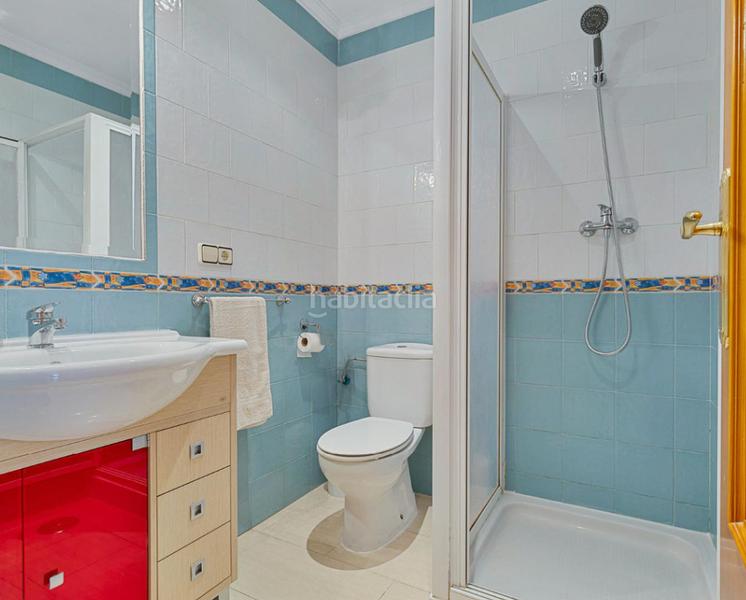 Foto cf80f4ec-ce1f-415b-b9a2-b3d8450f5749. Appartamento con camino in Las Gaviotas - Carvajal Fuengirola