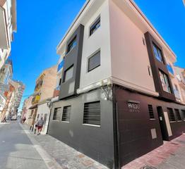 Piso en Puerto Deportivo. Un ático exclusivo en el centro de fuengirola