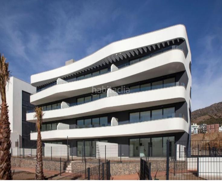 Foto 149e96e1-3660-4c89-b3d3-a74d9829e753. Appartement avec cheminée parking piscine dans Castillo Sohail - Myramar Fuengirola
