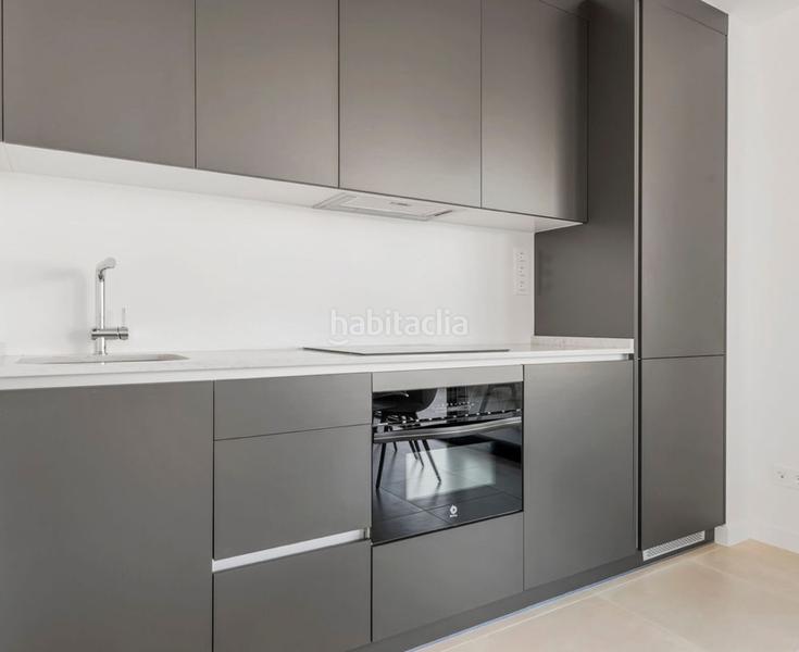 Foto b0c84ce8-0fef-4e4b-9063-fa5611f9fcc6. Appartement avec cheminée parking piscine dans Castillo Sohail - Myramar Fuengirola