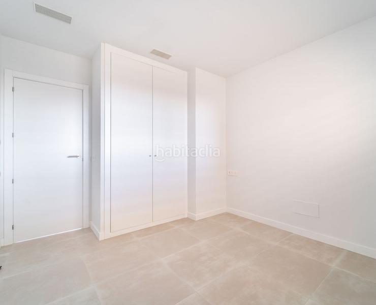 Foto 336a7d30-252b-4cde-a829-23f40454d10b. Pis amb xemeneia aparcament piscina a La Capellanía - El Higuerón Benalmádena