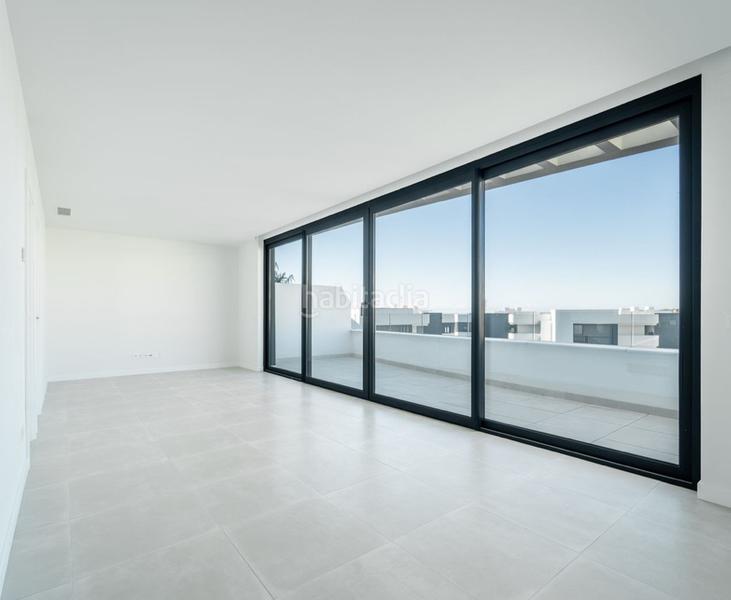 Foto dda75732-fb17-4dcc-a095-0d7eca1af178. Pis amb xemeneia aparcament piscina a La Capellanía - El Higuerón Benalmádena