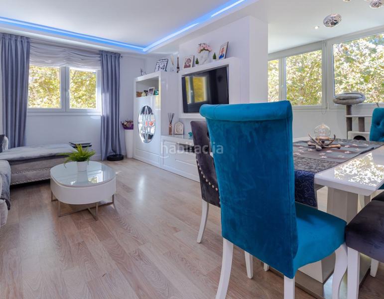 Foto 8130ff61-f326-415f-b3df-13d2fd6de649. Pis amb xemeneia aparcament piscina a Playa Bajadilla - Puertos Marbella