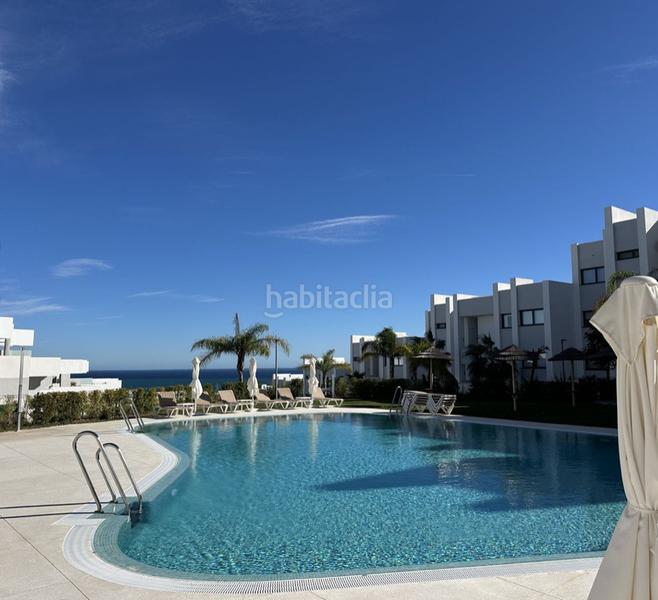 Foto bcdd8c81-3962-4c17-9235-e99599a9618b. Appartement avec cheminée parking piscine dans Alcorrín Manilva