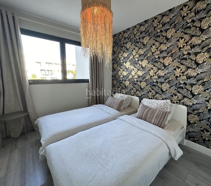 Foto ed063d6d-32a6-48f9-94c1-a73f08e655d5. Appartement avec cheminée parking piscine dans Alcorrín Manilva