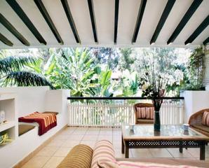 Pis a Puerto Banús. 2 bedroom apartment in a complex just 200 meters from the beach