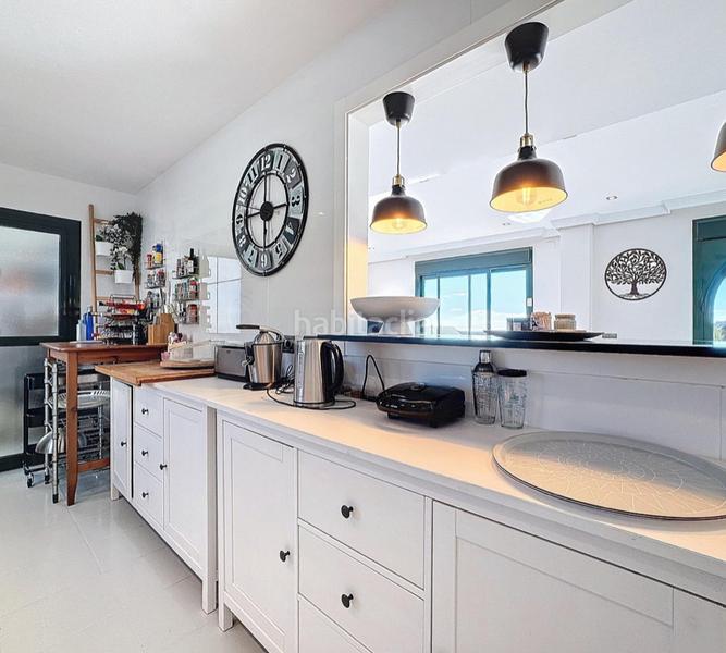 Foto 110d03ca-f96c-42a9-88b1-8ad9f703fe99. Appartamento con camino parcheggio piscina in Doña Julia Golf Casares