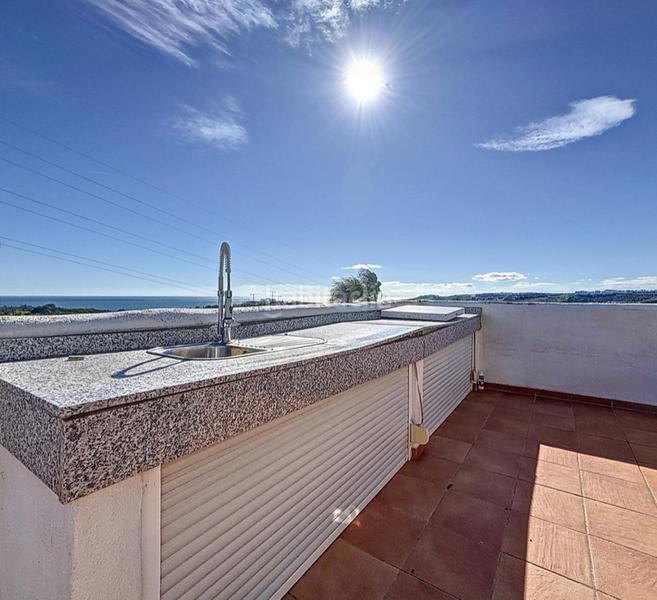 Foto 2fe1d913-5842-4dd9-a360-3f77df426444. Appartamento con camino parcheggio piscina in Doña Julia Golf Casares