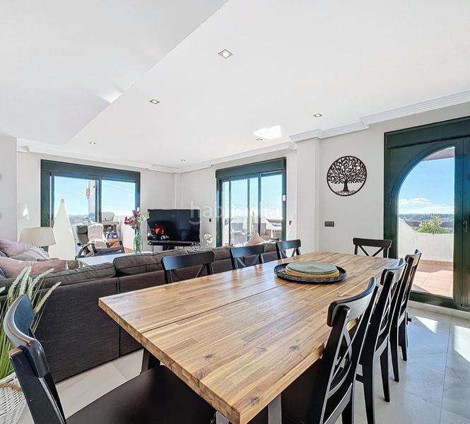 Foto ad695e57-fd78-42f3-a2b5-6b872c76392e. Appartamento con camino parcheggio piscina in Doña Julia Golf Casares