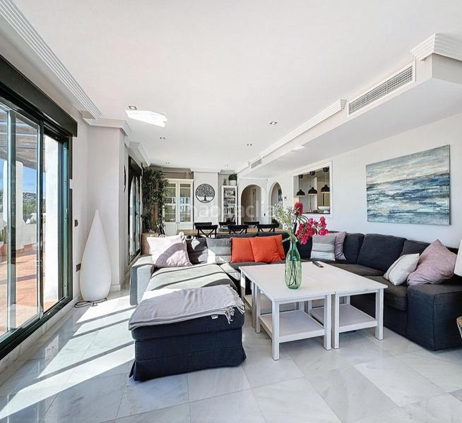 Foto ad7d2833-0944-41d8-9eb2-c5957178f4ac. Appartamento con camino parcheggio piscina in Doña Julia Golf Casares