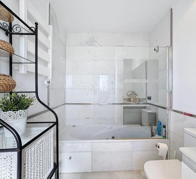 Foto ec132a36-9234-439f-9bec-33dff49bfb64. Appartamento con camino parcheggio piscina in Doña Julia Golf Casares