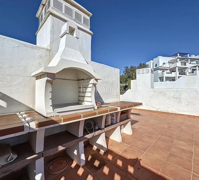 Foto efde9c50-afd9-4774-9ab7-b0af1cd3b138. Appartamento con camino parcheggio piscina in Doña Julia Golf Casares